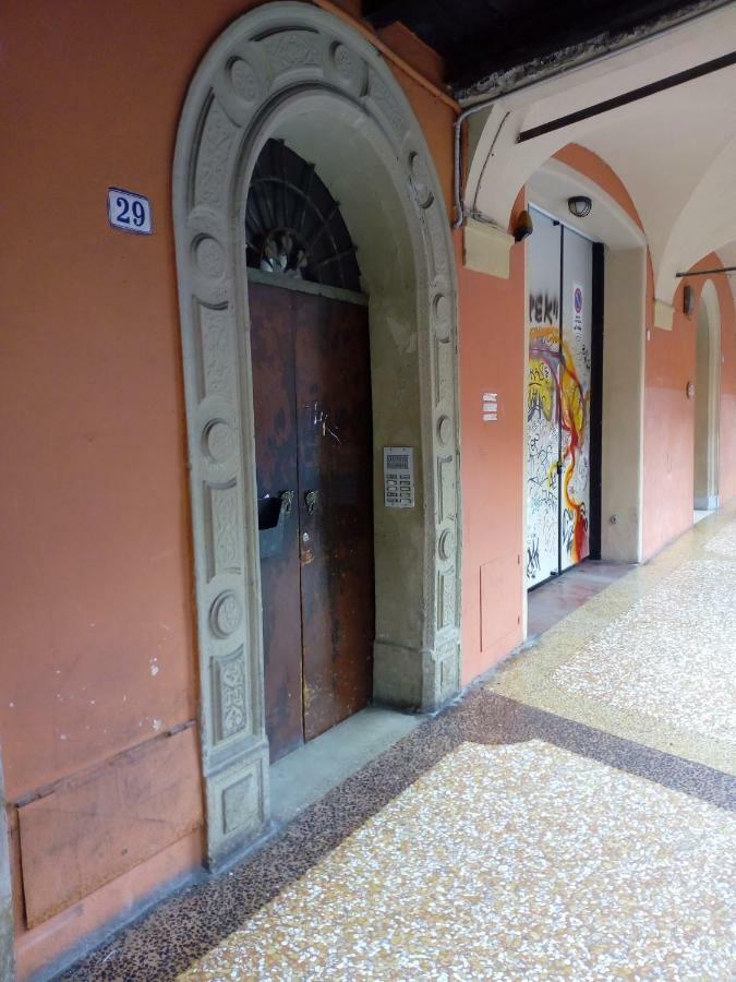Апартаменты Bologna House Pratello 5 Экстерьер фото